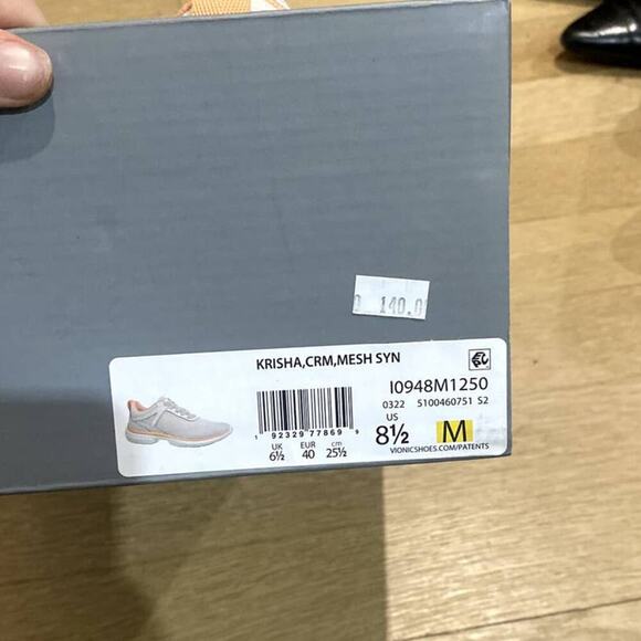 Vionic Krisha Cream & Peach Slip on Athletic Sneakers size 8.5 - Picture 7 of 8